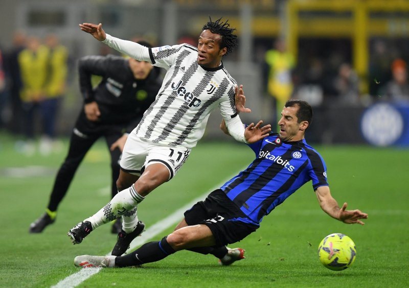 Derby Juventus và Inter Milan